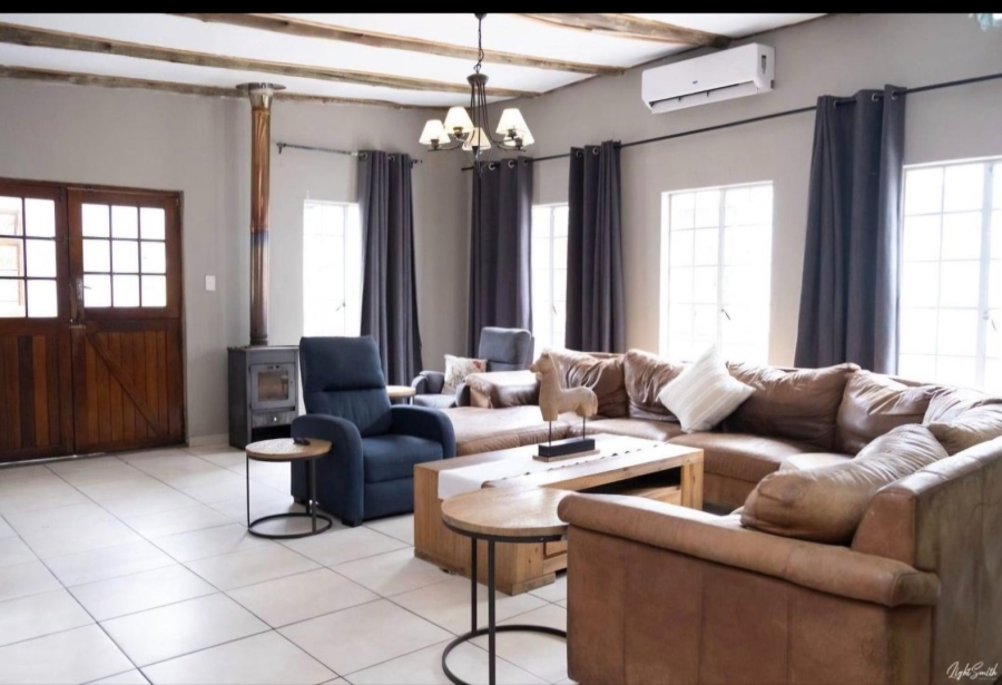 7 Bedroom Property for Sale in Schaap Kraal Western Cape